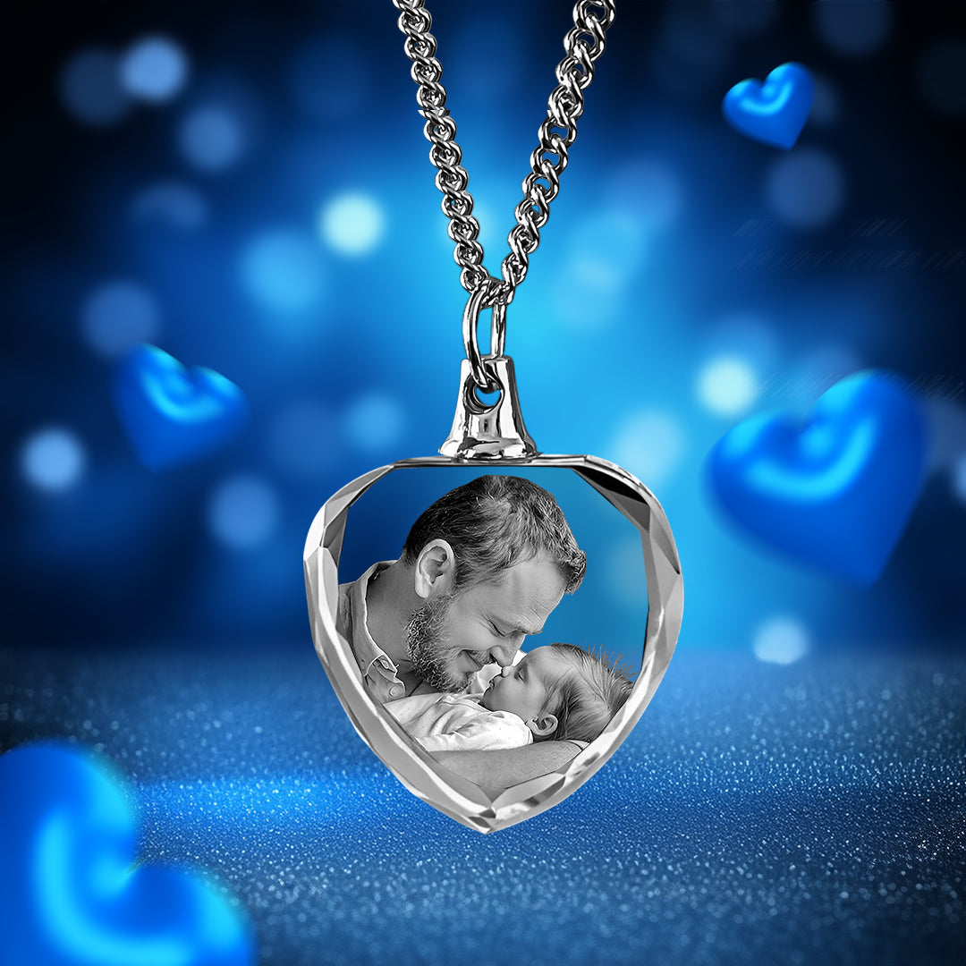 Heart-Shaped Crystal Photo Necklace – Father's Day Gift